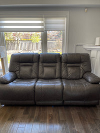 Wurstrow Power Reclining Sofa with Adjustable Headrest in Umber