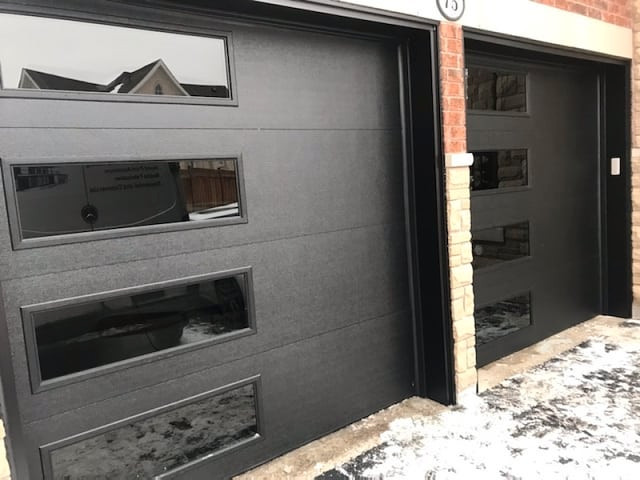 NEW Garage Doors in Roofing in Oakville / Halton Region - Image 3