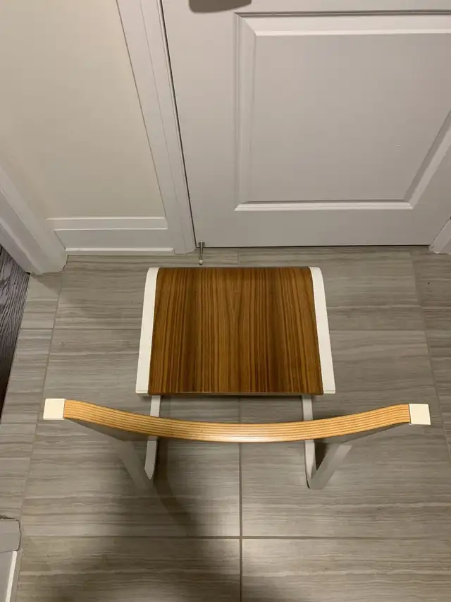 Pair of Mid Century Modern Solid Wood Chairs in Dining Tables & Sets in City of Toronto - Image 9
