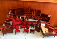 30 PIECE SET OF WOODEN DOLLHOUSE FURNITURE