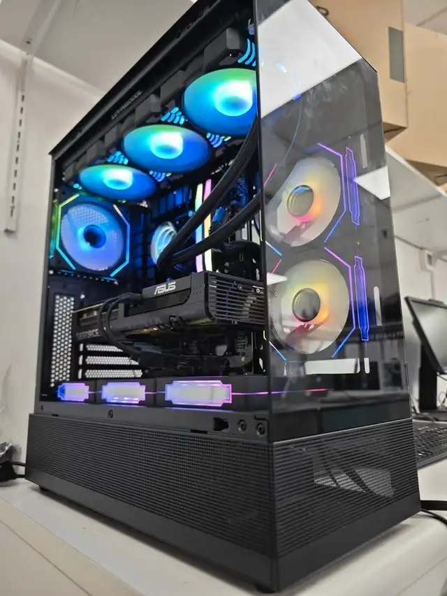 BRAND NEW BUILD GAMING PC Ryzen 7 7800X3D ,32G, 1TB SSD, 5070 in Desktop Computers in Mississauga / Peel Region - Image 2
