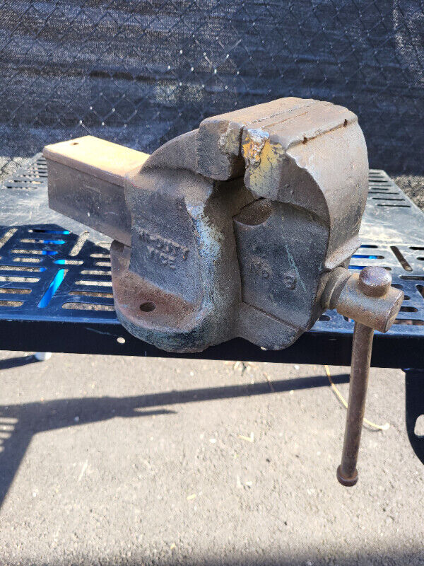 Old bench vise Record No3 Made in England Arts & Collectibles Hamilton Kijiji