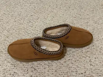 Womens Size 9 Uggs Tasman BRAND NEW, View more