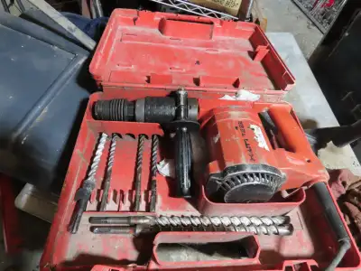HILTI TE-22 ROTARY HAMMER DRILL AND BITS, View more