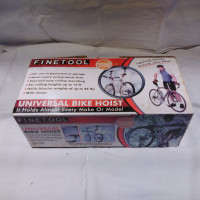 Support bicycle hoist neuf 25$ dans sa boite et instruction new
