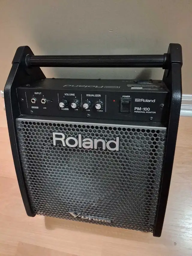 ROLAND PM-100 DRUM MONITOR in Drums & Percussion in Barrie - Image 2