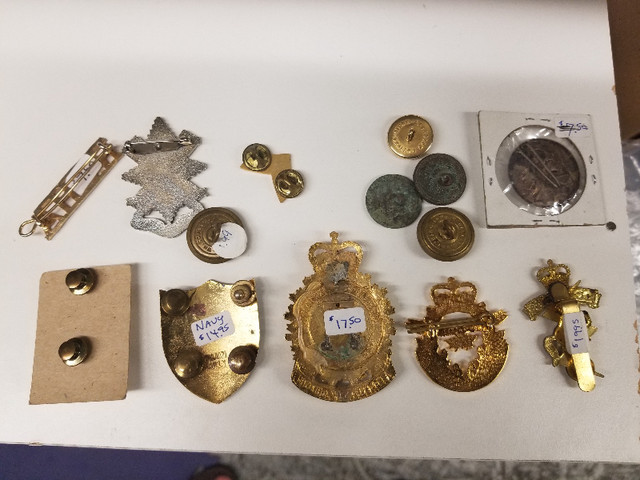 Lot of 14 Vintage Badges, Clips, Buttons, etc. in Arts & Collectibles in Dartmouth - Image 3