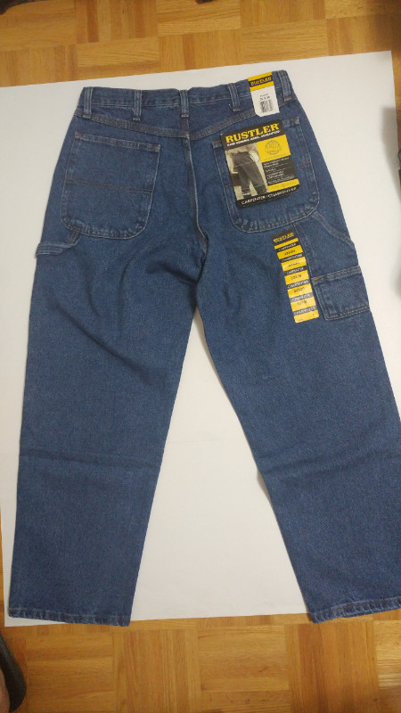 Wrangler Jeans in Other in Markham / York Region - Image 2