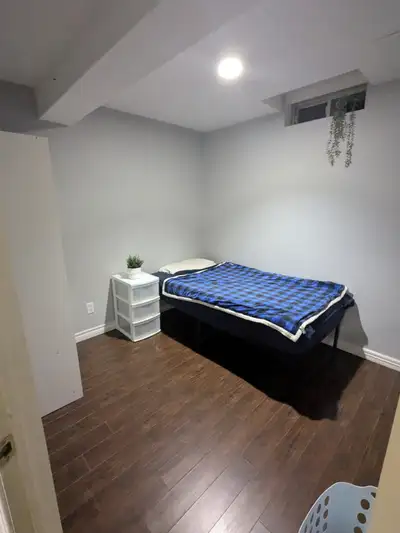 1 private room available may1. Shared kitchen and washroom with 1 Indian male. No parking. Overall o...