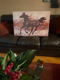 Beautiful large horse print on canvas