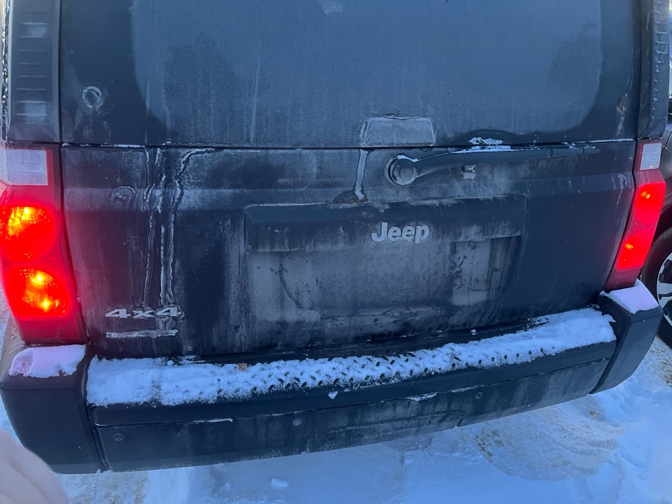 Jeep Commander 2008 photo 2