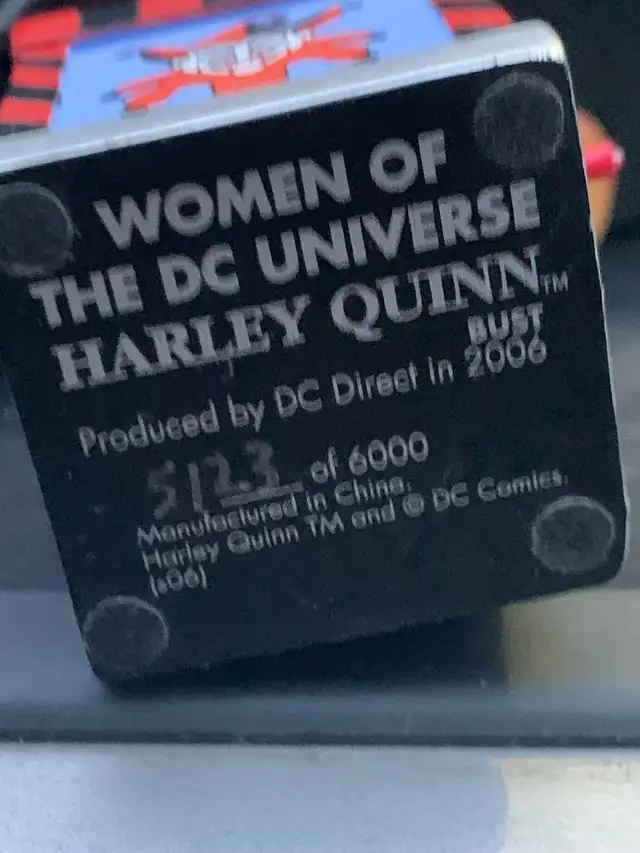 DC Direct Women of the DC Universe busts. in Arts & Collectibles in Burnaby/New Westminster - Image 5