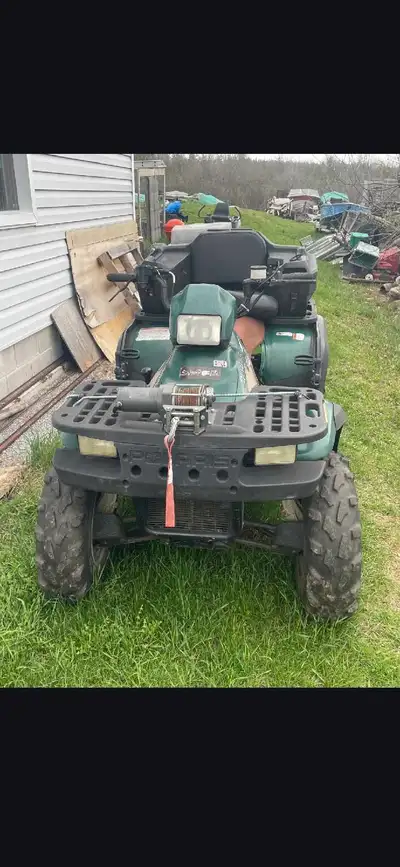 Very low kilometers 1998 Sportsman 400 Explorer 2 stroke everything works, greased serviced ready to...