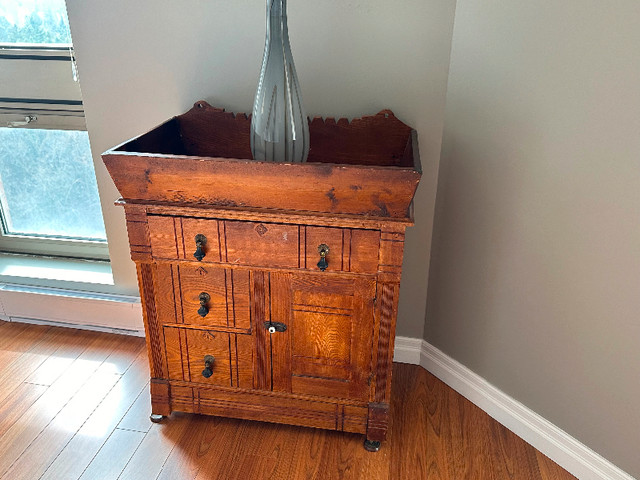 Dry sink, dresser in Dressers & Wardrobes in Kitchener / Waterloo