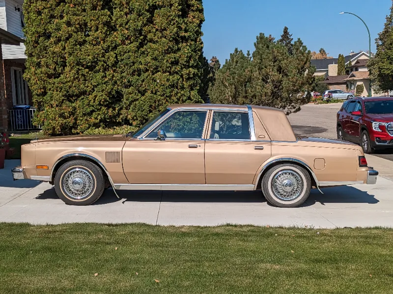 1983 Chrysler New Yorker Fifth Avenue. Low km. By original owner