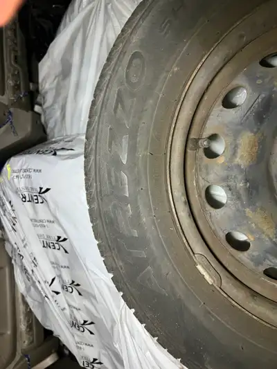 Sell 4 all season tires with rim. I used only one season in Hyundai accent car. $150