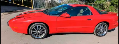 I am selling a customized 1995 Pontiac Firebird coupe with a 3.4l 6 cylinder engine (160hp) for $7,0...