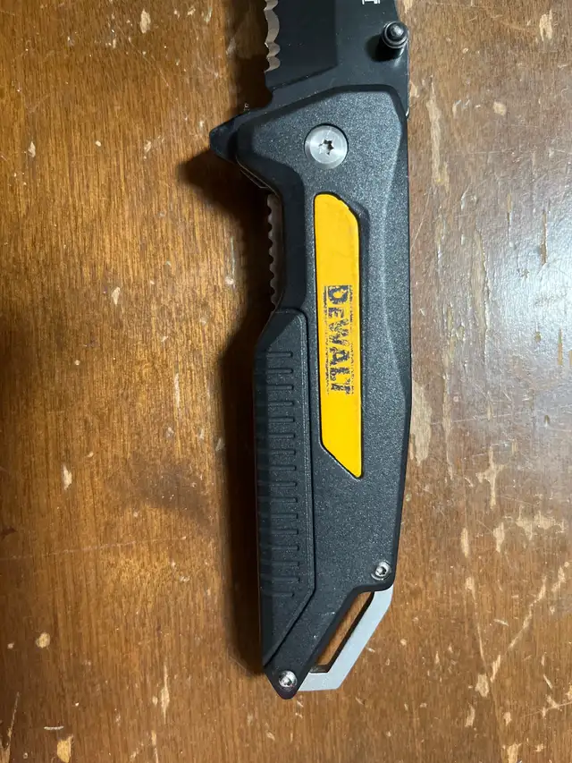 Dewalt Folding Knife443342165776814083
