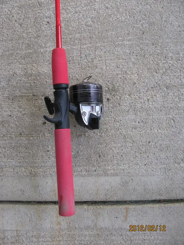 Red Wolf Spin cast Fishing Rod and  Diawa Reel in Fishing, Camping & Outdoors in Lloydminster - Image 3