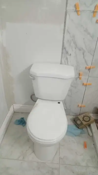 LICENSED PLUMBER AVAILABLE FOR ANY JOB . CALL  4372384210, View more