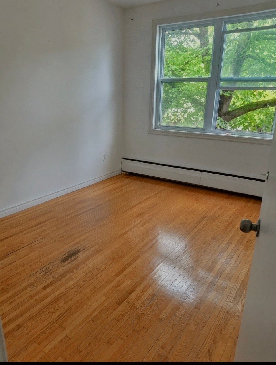 appartement 4 1/2 a louer proche de H EC Montreal 3