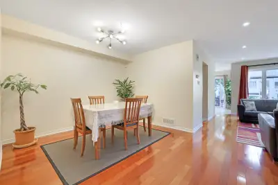 ou're going to LOOOVE this self contained low maintenance executive townhouse close to all the ameni...