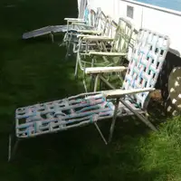 Aluminum    (old)               Lawn chairs for sale