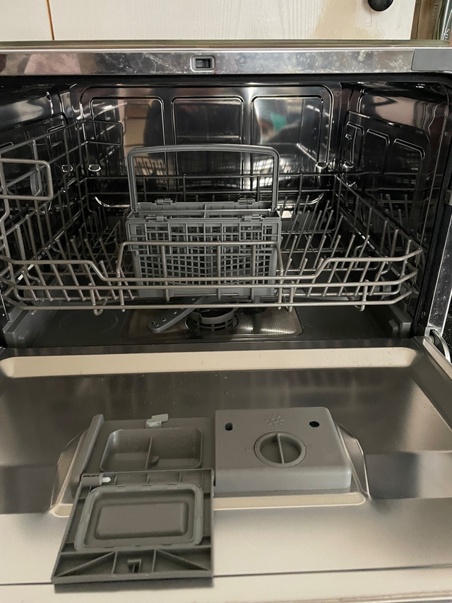 Lave vaisselle de comptoir  dans Lave-vaisselles  à Drummondville - Image 2