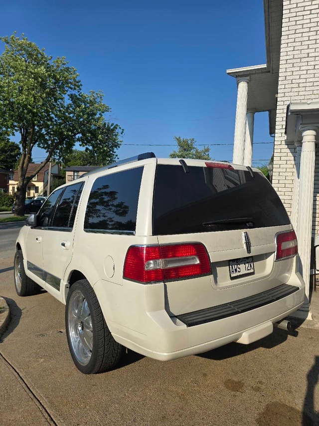 2008 Lincoln Navigator — photo 5