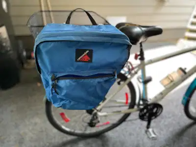 Sacoche latérale de vélo Cannondale bleue, View more