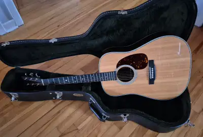 Martin HD-28 (2015), View more