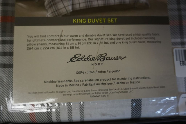 Eddie Bauer, Alder Plaid King 3-Piece Duvet Cover Set in Bedding in Burnaby/New Westminster - Image 3