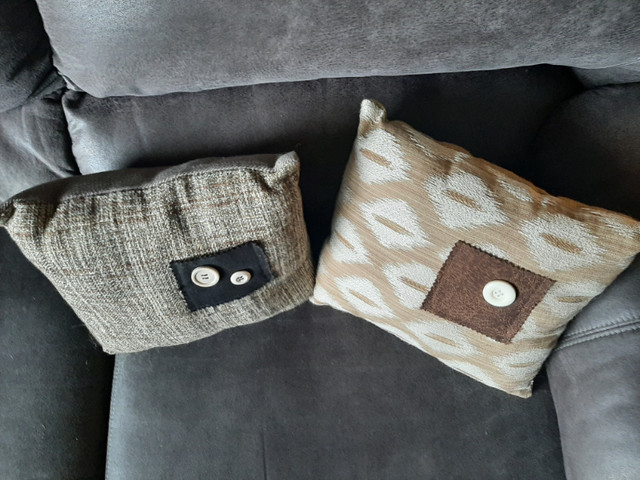 HANDCRAFTED throw pillows (for toothfairy) $15 ea./$25 for BOTH! in Home Décor & Accents in Fredericton - Image 2