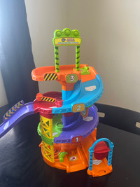 V-tech Spinning Spiral Tower Playset