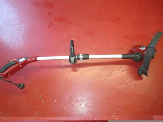 Toro Electric Trimmer in Lawnmowers & Leaf Blowers in Kitchener / Waterloo - Image 3