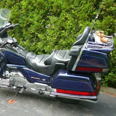 Klm 179123 honda Goldwing 2000 1500 Très bonne condition.