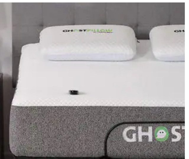 Ghost bed mattress size twins XL in Bedding in Mississauga / Peel Region