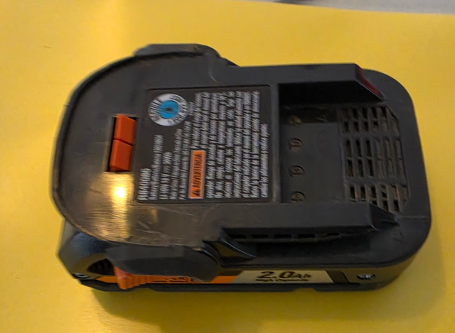 Ridgid 2.0Ah Lithium Battery - Like New (charger not included) in Power Tools in Mississauga / Peel Region - Image 5