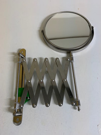 Miroir à maquillage Frack (Ikea)