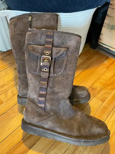 UGG Australia 1895 Brown Retro Cargo Boots for Sale!  Size 10, View more