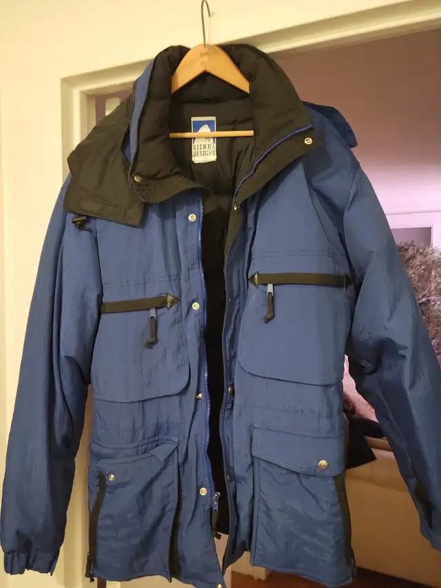 Goosedown Winter Coat Ski Jacket, very warm in Men's in City of Montréal - Image 2