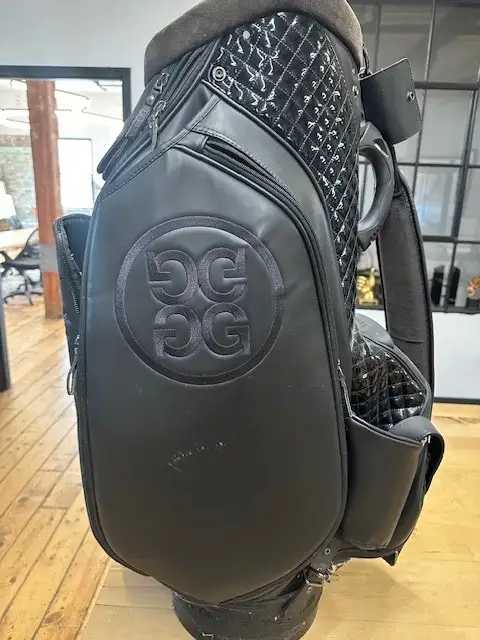 GFORE GOLF TOUR BAG - ALL BLACK in Golf in Cambridge - Image 2