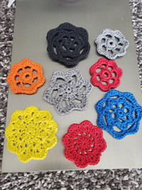 Handmade crochet trivets hot pads / Sous plat en crochet