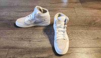 WHITE SAIL Jordan 1 Mid