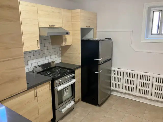 2 brd, 1 bath for rent. Corso Italia, steps from bus