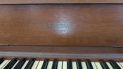 Heintzan piano, View more