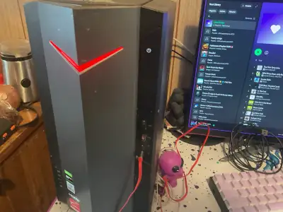 Works perfectly for Fortnite and ark No longer needed I don’t exactly know what parts are in it as I...