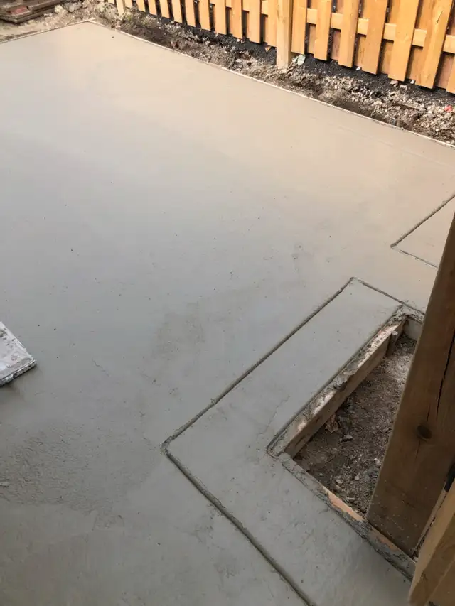 Concrete driveway / Patio / Walkway63008305549057121