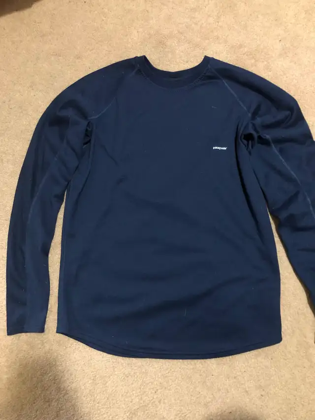 Patagonia men’s capilene in Men's in Calgary - Image 2