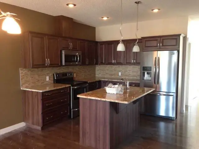 in & out renovations & painting  ltd 63005662918275121